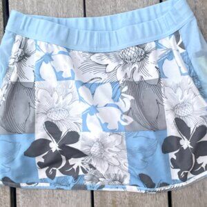 Brooks Women's Small/Medium Floral Blue/White/Grey Athletic Skirt/Shorts